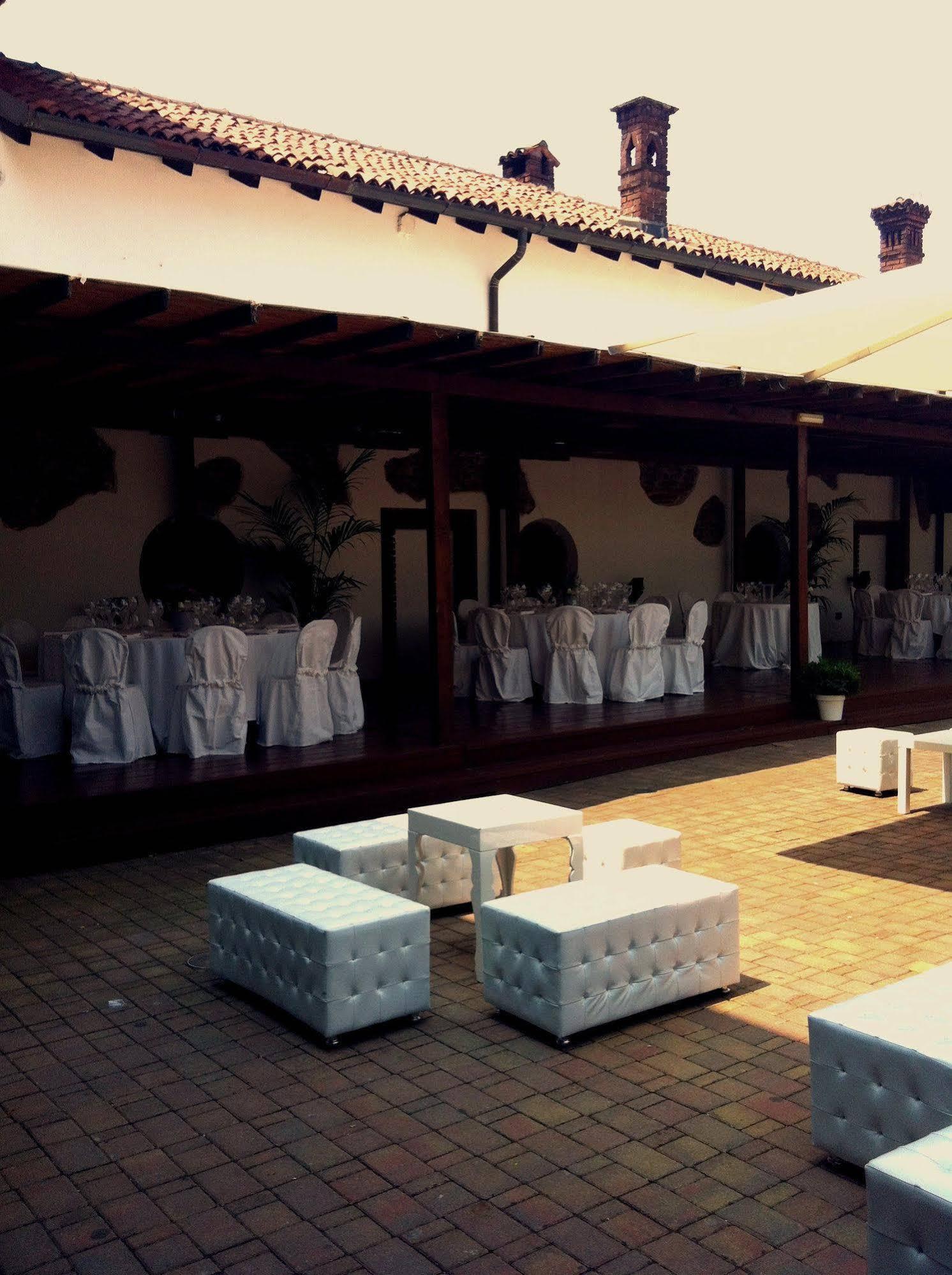 Excel Hotel Naviglio - Ca'Bianca Milano Exterior foto